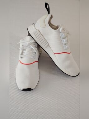 Adidas NMD R1 Athletic Sneaker Shoes Lace Up Mens SZ 13 White Solar Red EE5086